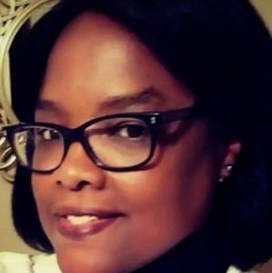 Meet your Posher, Deborah